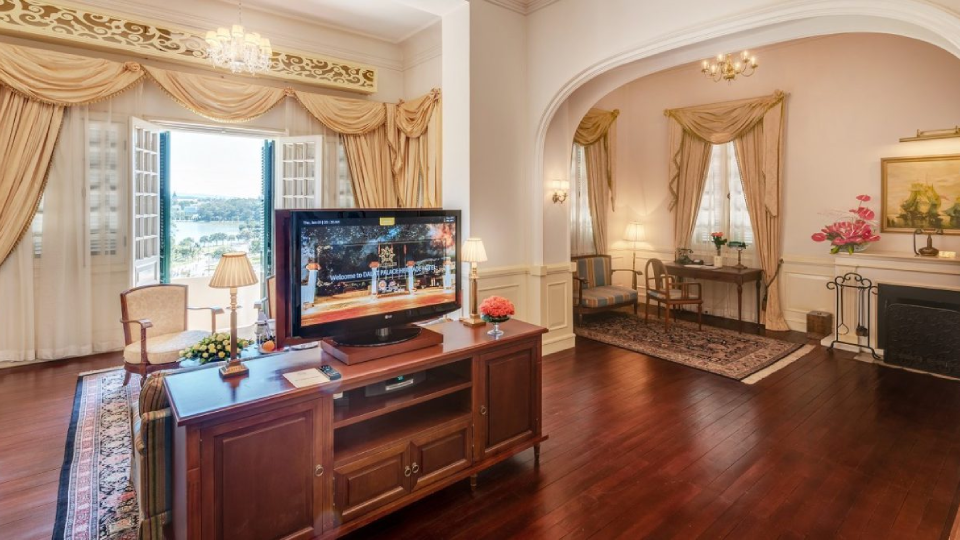 phong-suite-khach-san-dalat-palace-heritage-12236