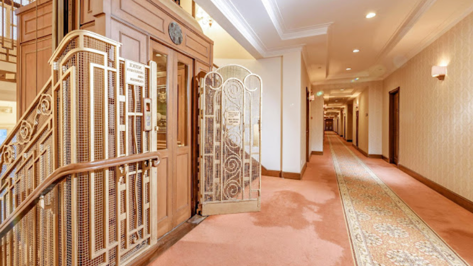 thang-may-khach-san-du-parc-dalat-12265